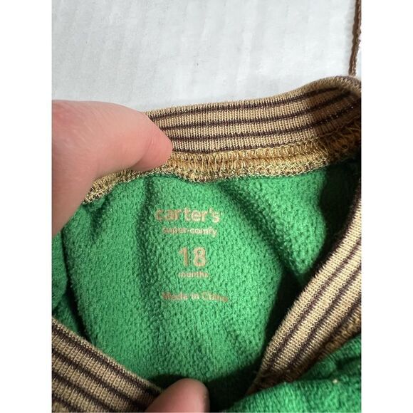 Set of 2 Carters super-comfy size 18 months footed pajamas - Picture 6 of 10